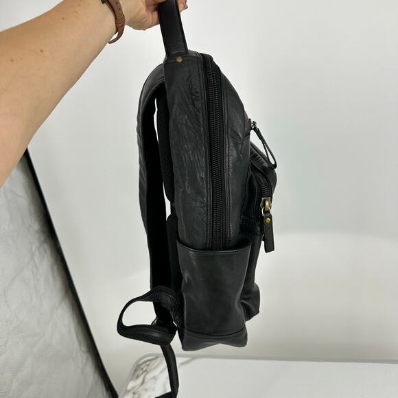 Ralph Lauren Chaps Mens Leather Backpack CH4001 Travel Work Preppy Minimalist - Picture 3 of 15